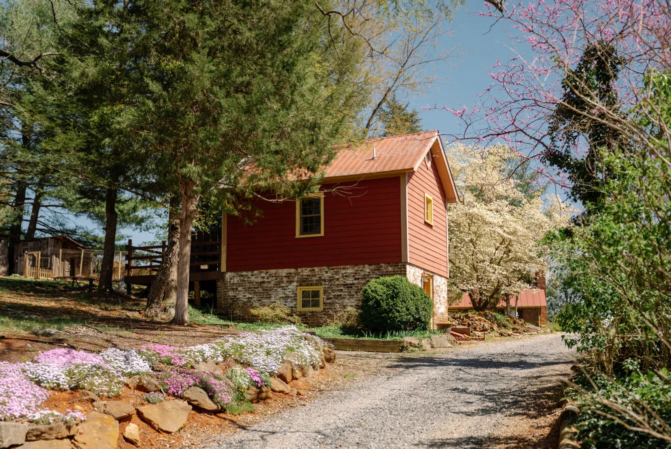 The crossroads inn in Virginia